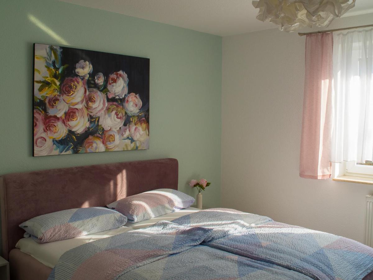 Geraeumige Ferienwohnung In Kindelbrueck Fuer Bis Zu 4 Personen - Barriefrei Екстериор снимка